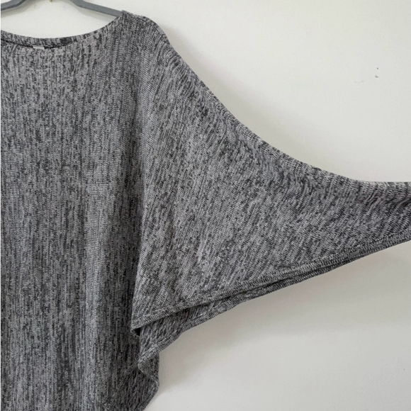 Lululemon | Mantra Scarf | Sz O/S | Heathered Black / White | EUC - Picture 5 of 7